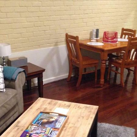 Affordable & Comfortable Apartment On Langley Park Perth Exterior foto