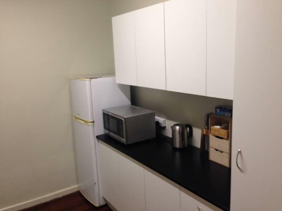 Affordable & Comfortable Apartment On Langley Park Perth Exterior foto